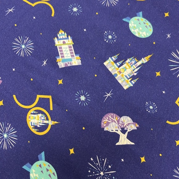 NWT Disney World 50th Anniversary Adult Button Up Shirt-All 4 Parks/Adult Large - Picture 3 of 4